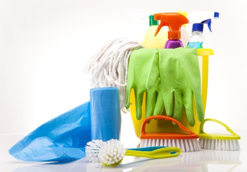 Professional Belsize Park cleaner providing home cleaning services