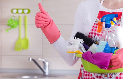 Final property cleaning before checkout in Belsizepark